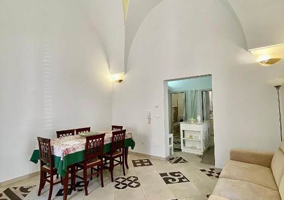 Incantevole Indipendente Ristrutturato in Via Marsala, Casarano